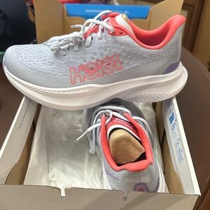 BRAND NEW!!!! Hoka Mach 6 Women's Light Gray and Coral Athletic Shoes